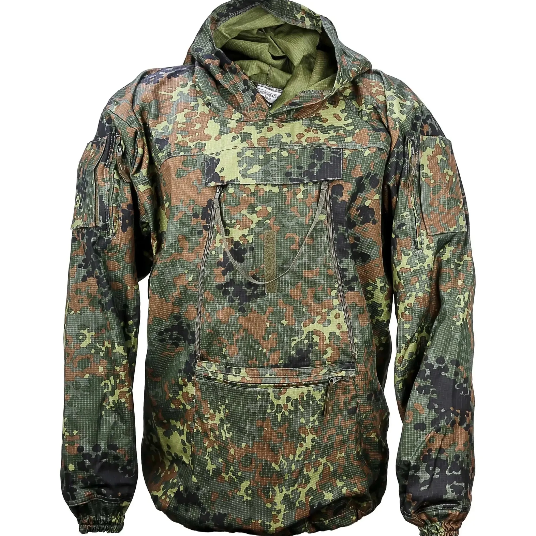 Leo Köhler - Tactical Poncho Anorak